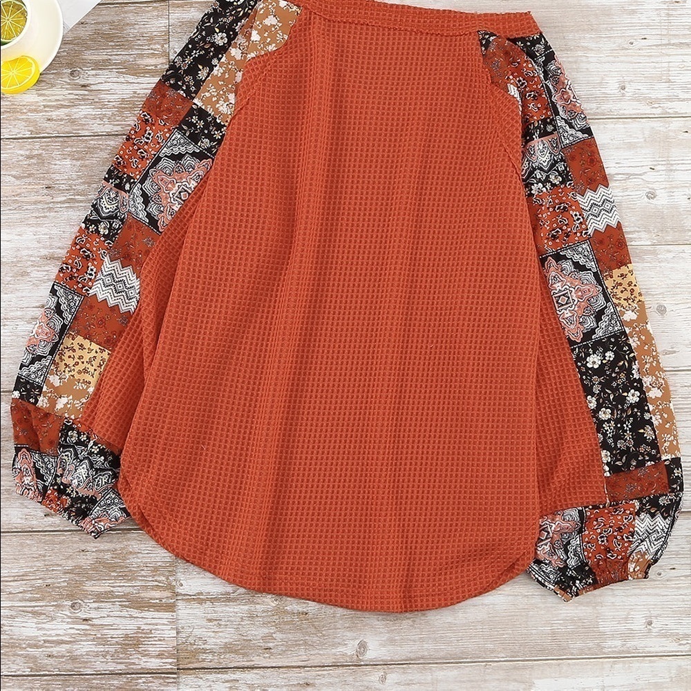 ✨ Patchwork sleeve waffle knit top ✨ - Picture 2 of 2